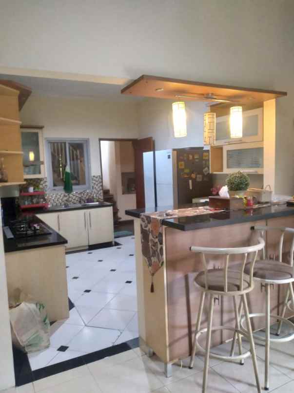 dijual rumah cirendeu ciputat timur