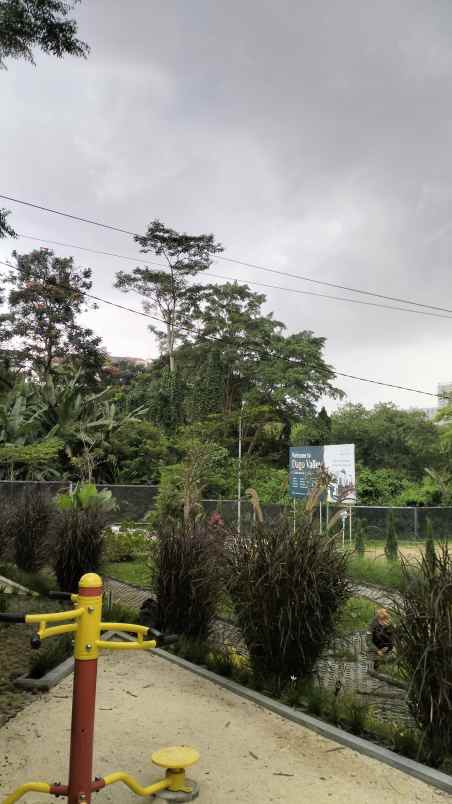 dijual rumah cisitu dago kec coblong