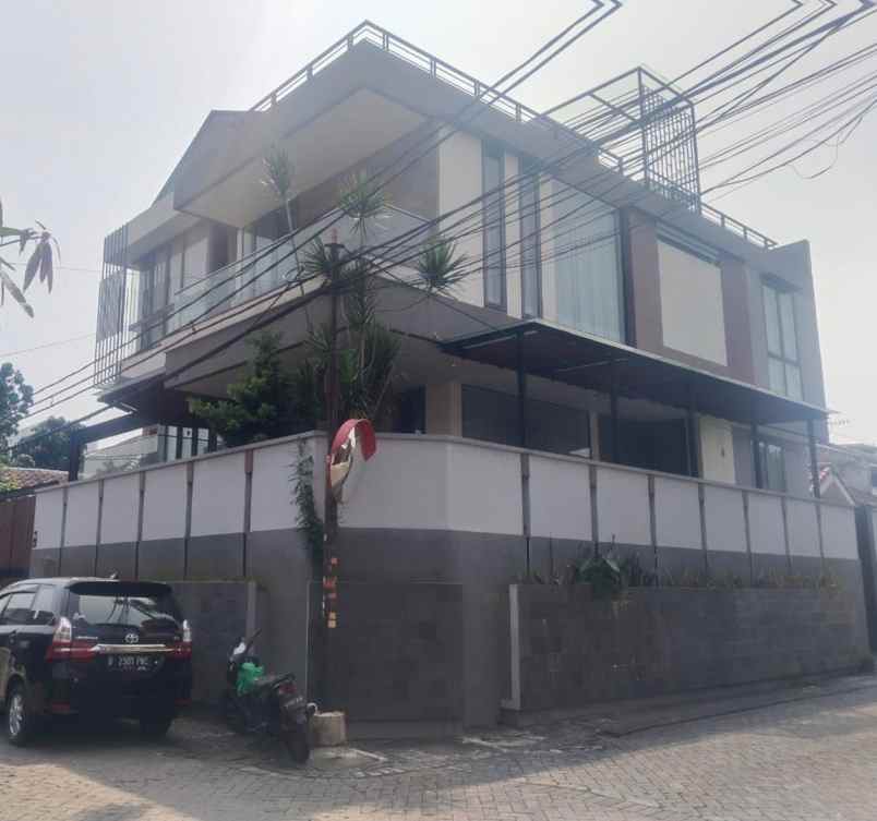 dijual rumah citra garden 2 jl