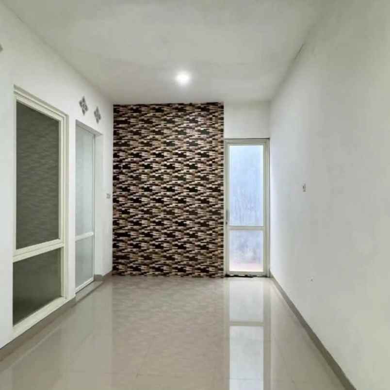 dijual rumah citra garden city