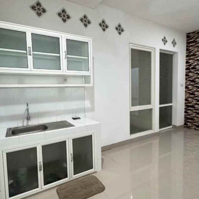 dijual rumah citra garden city