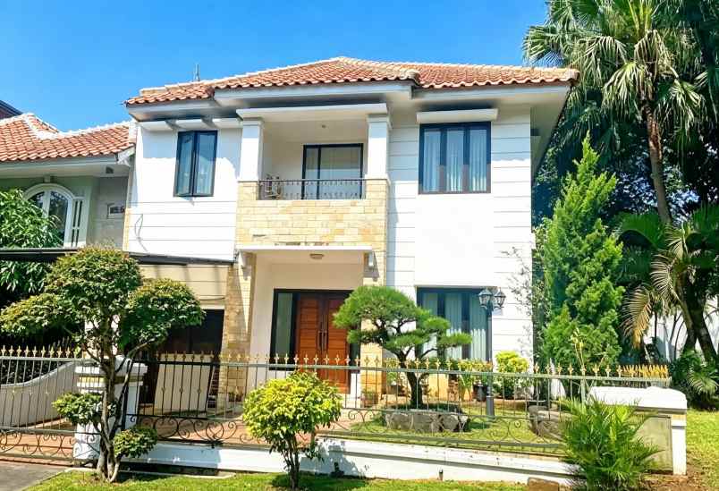 dijual rumah citra grand