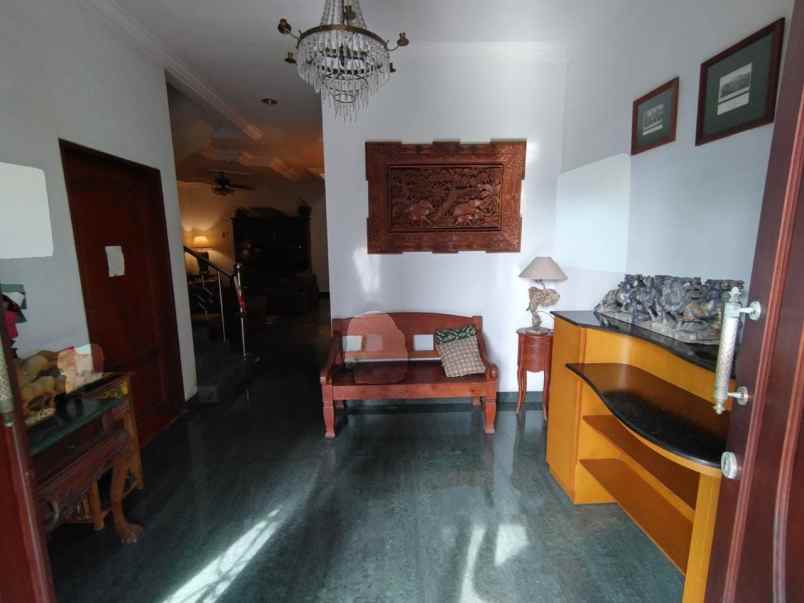 dijual rumah citraland