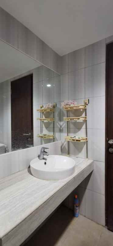 dijual rumah ciumbuleuit