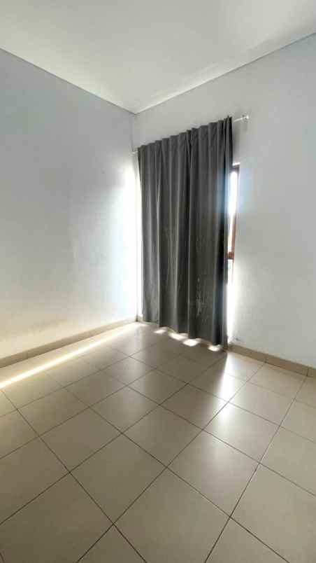 dijual rumah cluster alamanda jgc