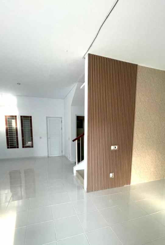 dijual rumah cluster alamanda jgc