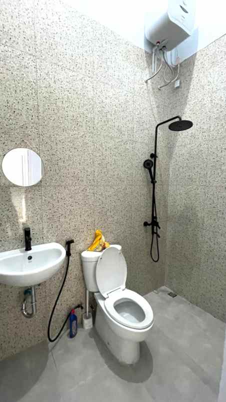 dijual rumah cluster alamanda jgc