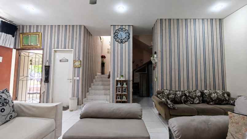 dijual rumah cluster alamanda jgc