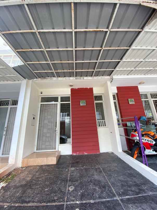 dijual rumah cluster amerika 4x15 green lake city