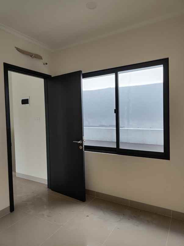 dijual rumah cluster baroni