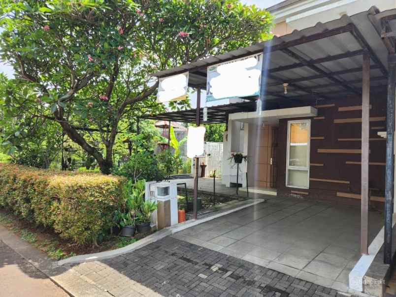 dijual rumah cluster bellevue kota