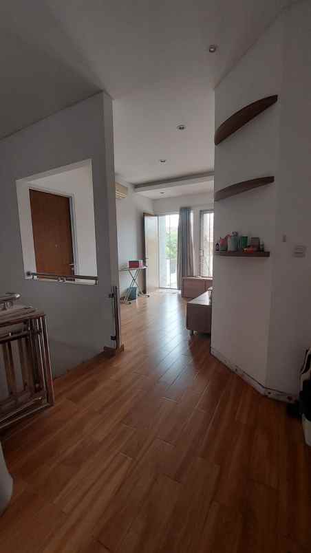 dijual rumah cluster celebration town