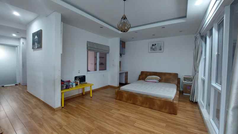 dijual rumah cluster celebration town