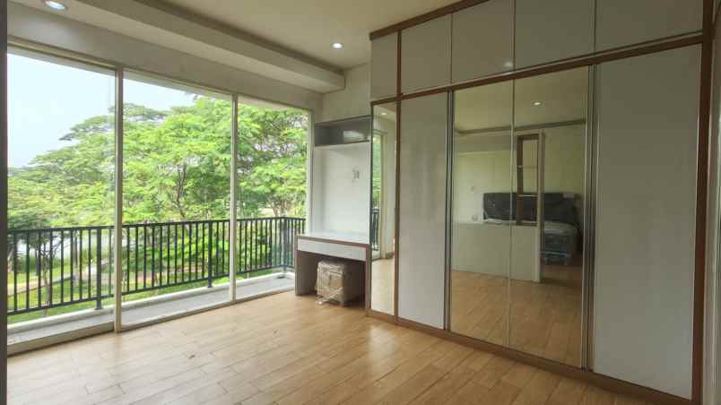 dijual rumah cluster lavesh kota