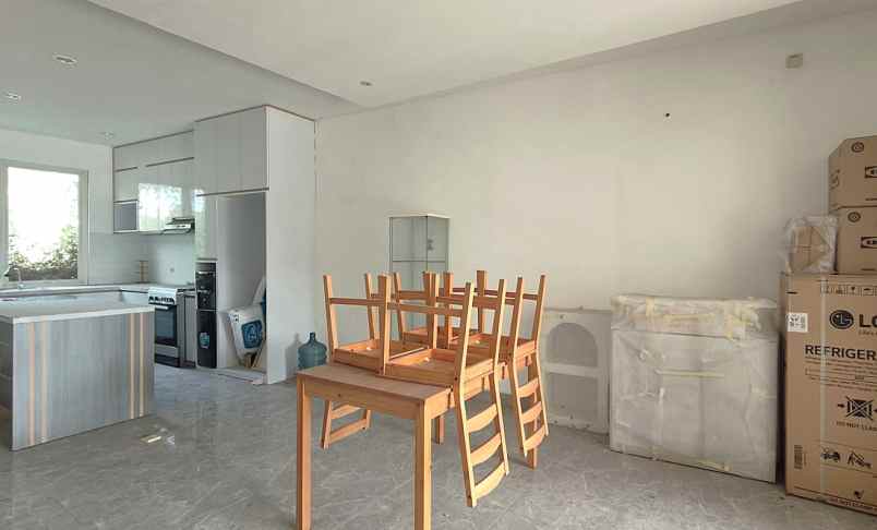 dijual rumah cluster lavesh kota