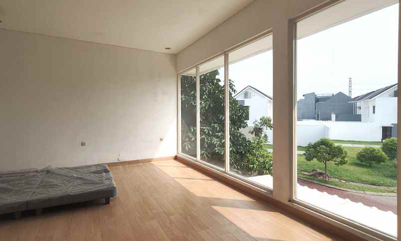 dijual rumah cluster lavesh kota