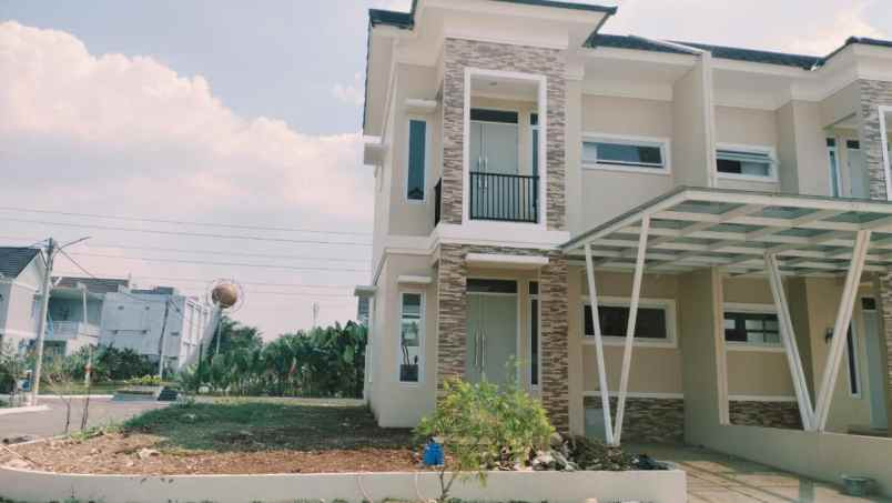 dijual rumah cluster llanos bukit