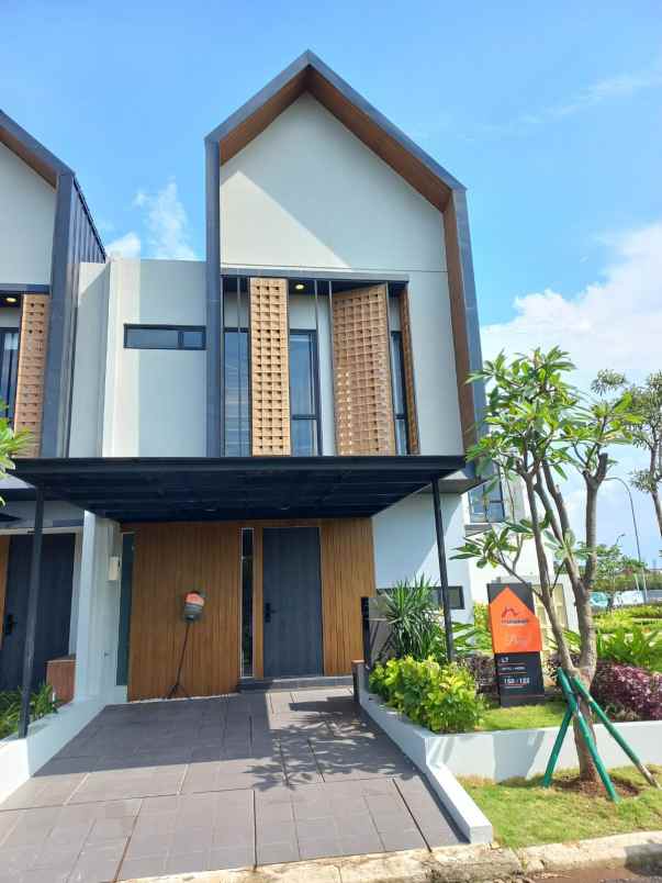 dijual rumah cluster mahakam jakarta