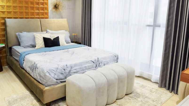 dijual rumah cluster mahakam jakarta