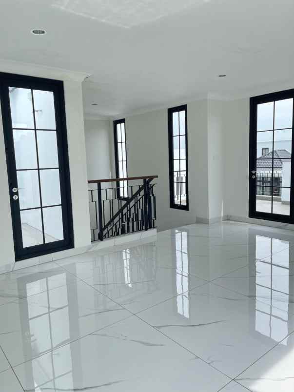 dijual rumah cluster rosewood golf