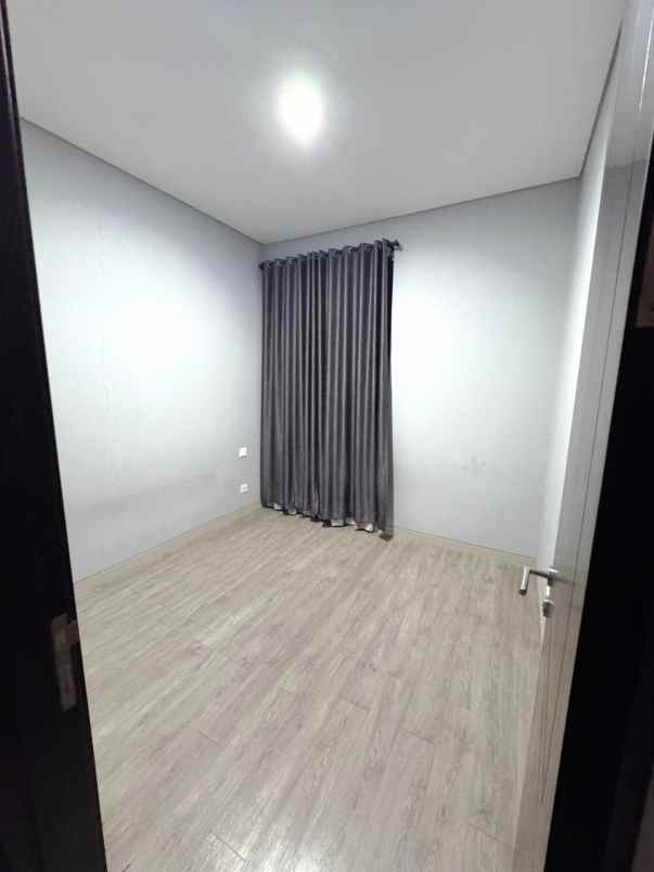 dijual rumah cluster shinano jgc