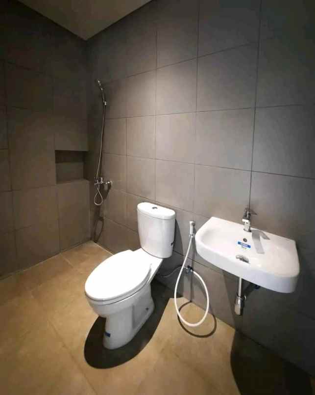 dijual rumah dawet ringin