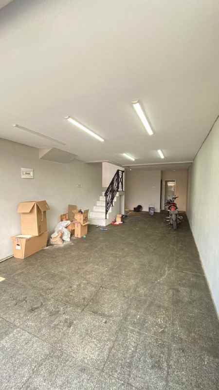 dijual rumah delta mandala