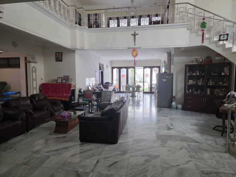 dijual rumah dharmahsada