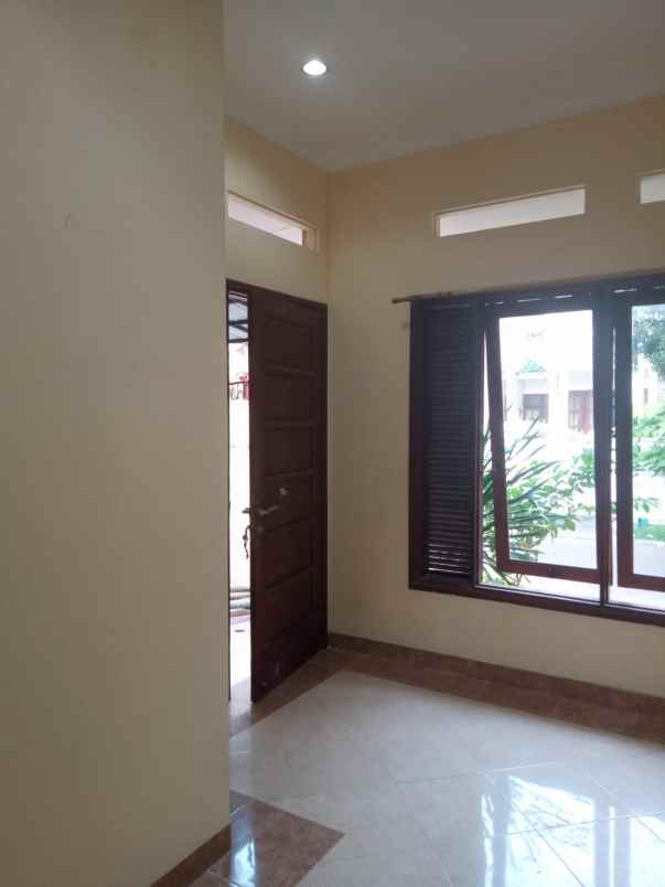 dijual rumah di citragran cibubur