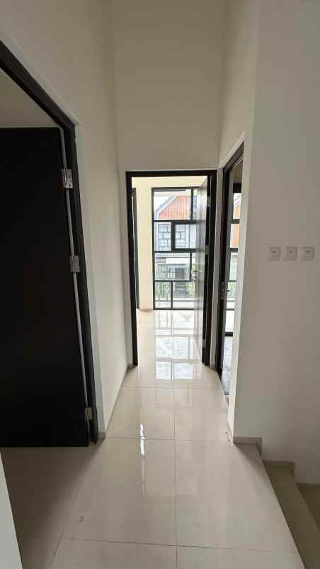 dijual rumah di cluster golden cikeas cibubur