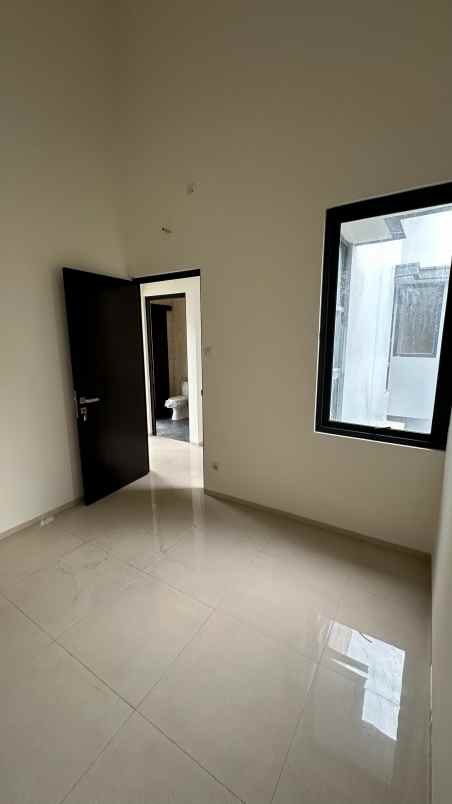 dijual rumah di cluster golden cikeas cibubur