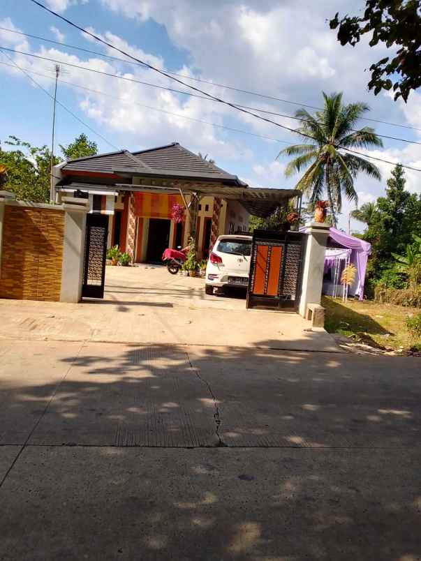 dijual rumah di desa setu jasinga bogor