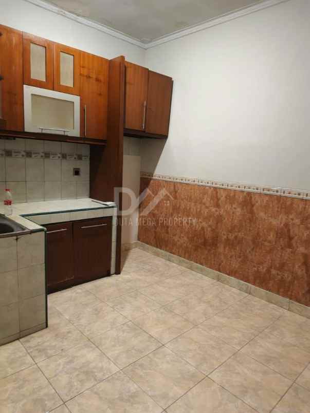 dijual rumah di graha raya bintaro