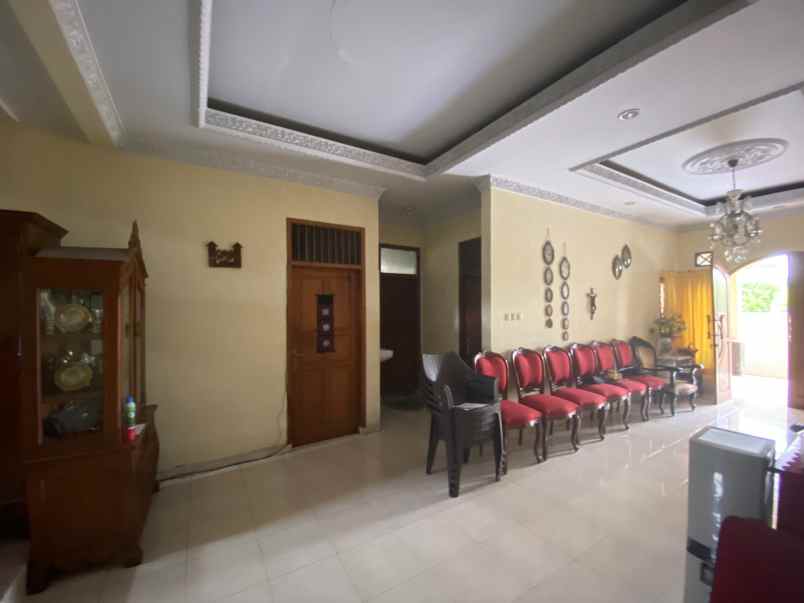 dijual rumah di jl jatiwangi pondok gede bekasi