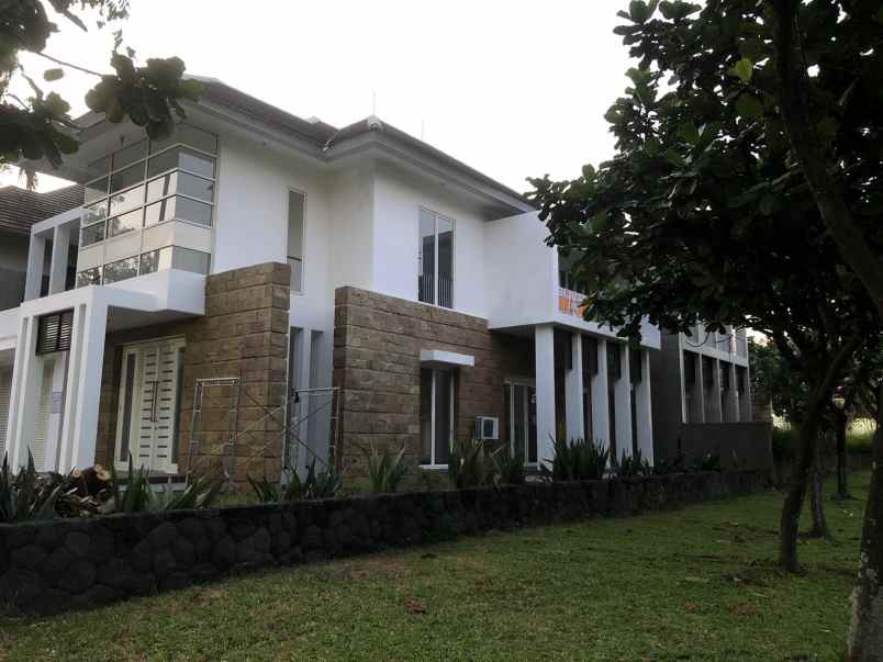 dijual rumah diamond hill citraland