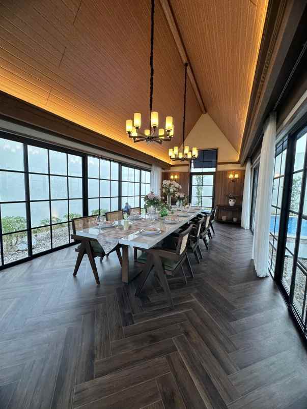 dijual rumah dian istana