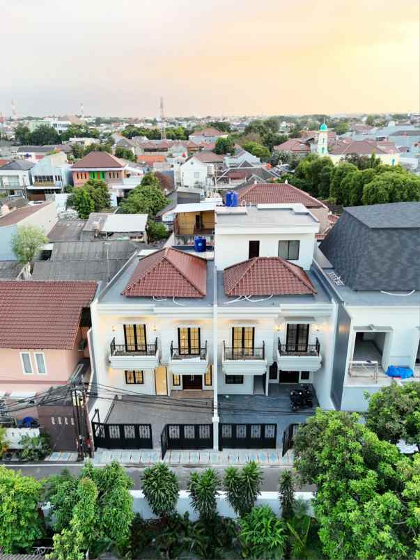 dijual rumah duren sawit