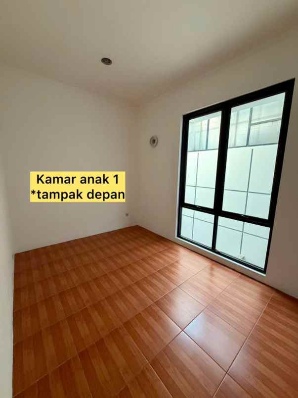 dijual rumah duren sawit