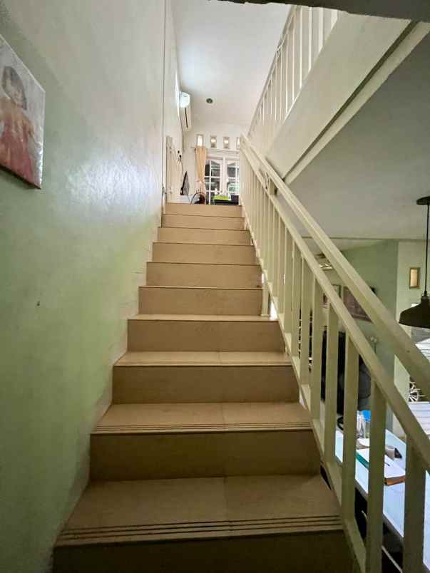 dijual rumah duren sawit