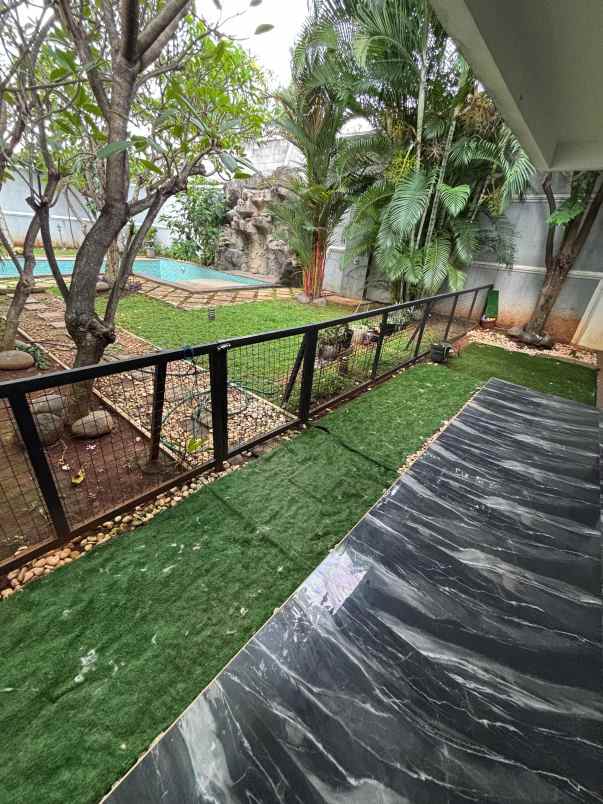 dijual rumah gaharu cilandak jakarta