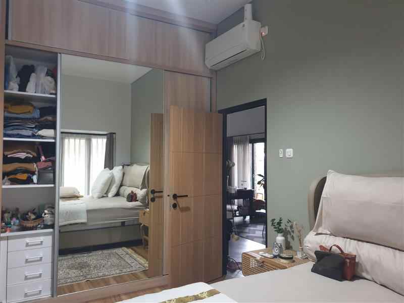 dijual rumah galaxy pekayon bekasi