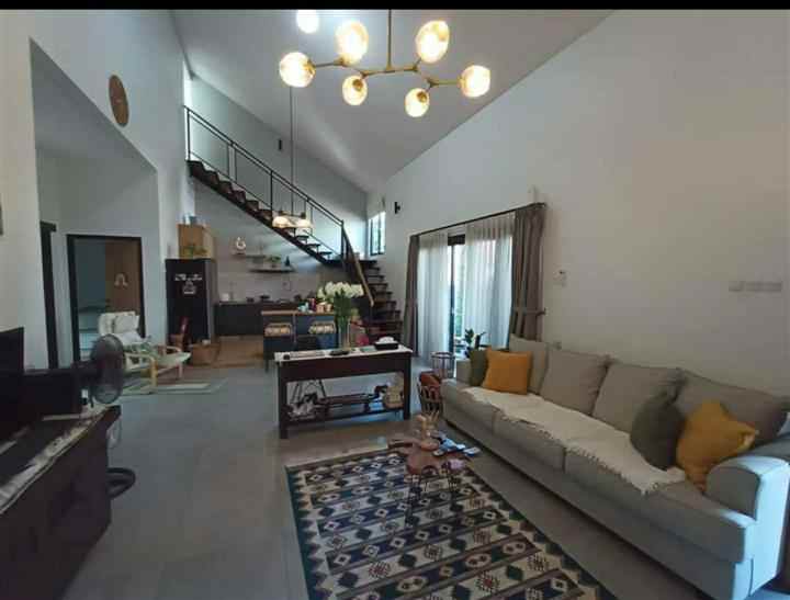 dijual rumah galaxy pekayon bekasi