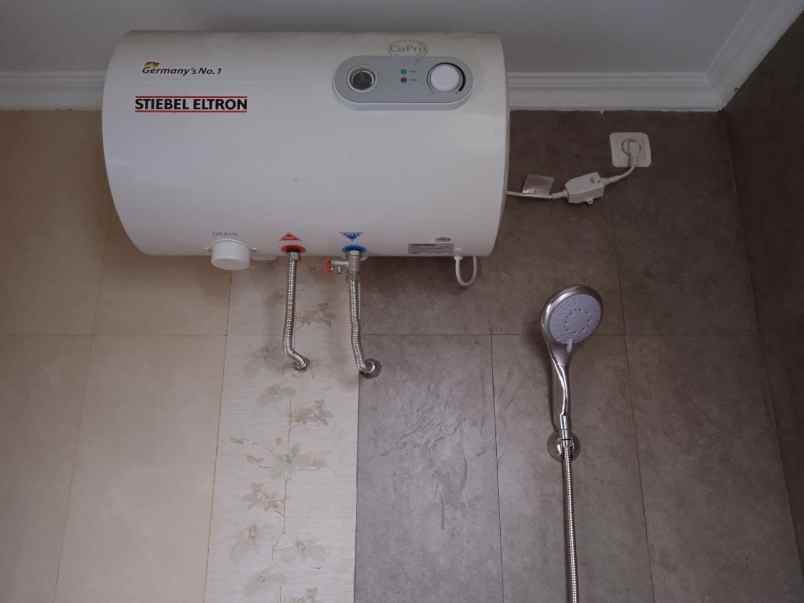 dijual rumah gg rambutan jatimurni