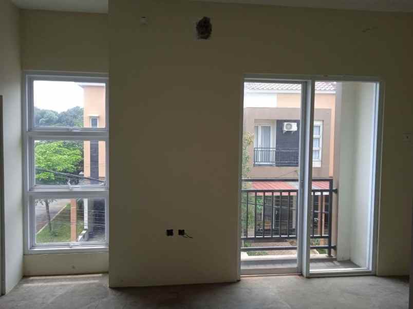 dijual rumah gg rambutan jatimurni