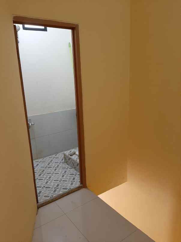 dijual rumah gg spoor