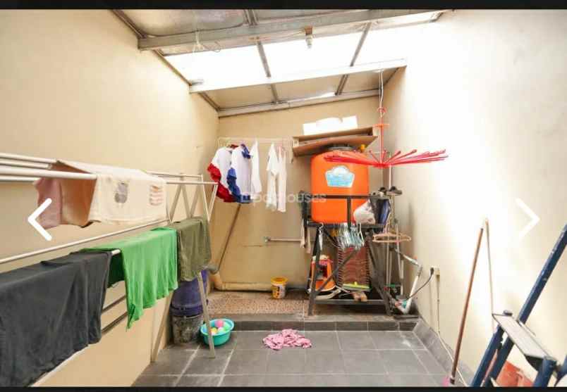 dijual rumah graha kalimas