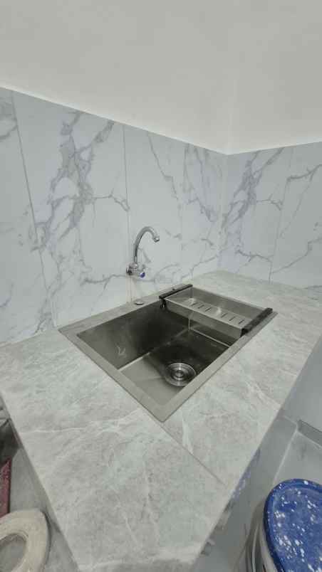 dijual rumah grand semanggi