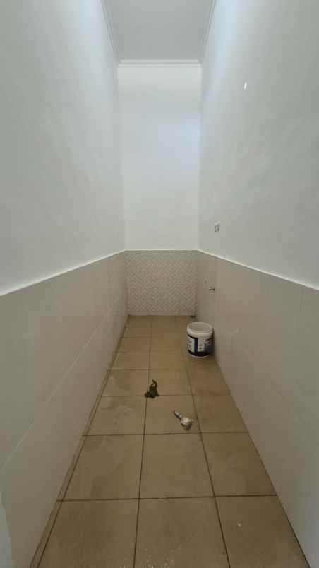 dijual rumah grand semanggi