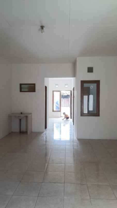 dijual rumah griya permata gedangan