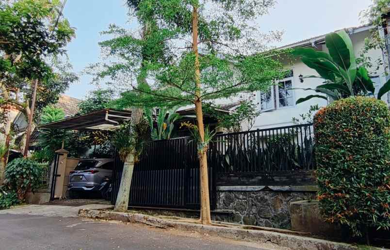 dijual rumah gunung batu